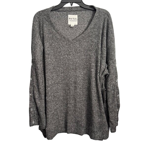 New York Laundry Womens Grey Knit V-Neck Sweater Size 2X With Button Sleeve Deta - Picture 2 of 12